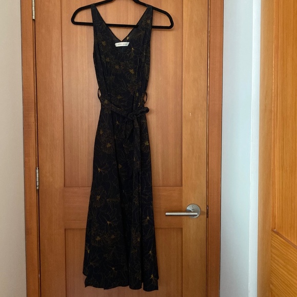 Bishop + Young - Double V-Neck Belted Maxi In Navy Size XS - Picture 2 of 8